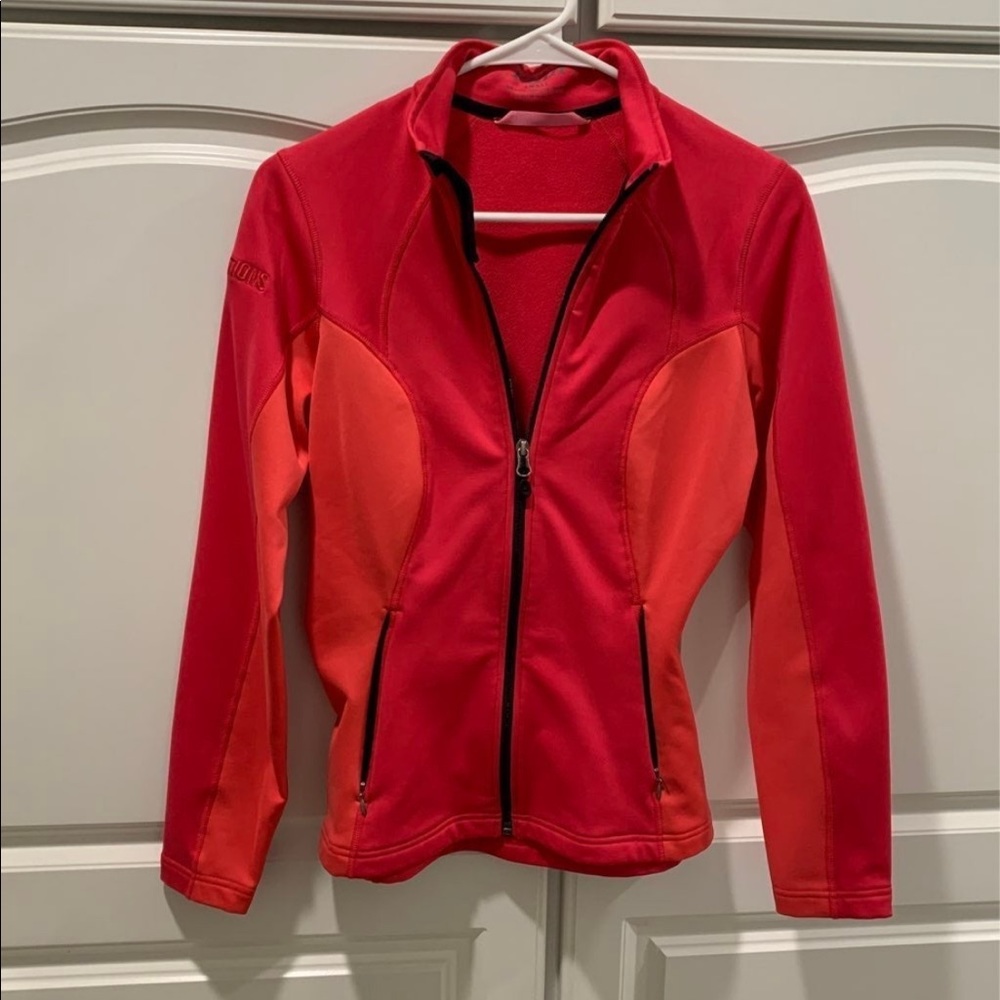 Women’s fitted klim zip up jacket